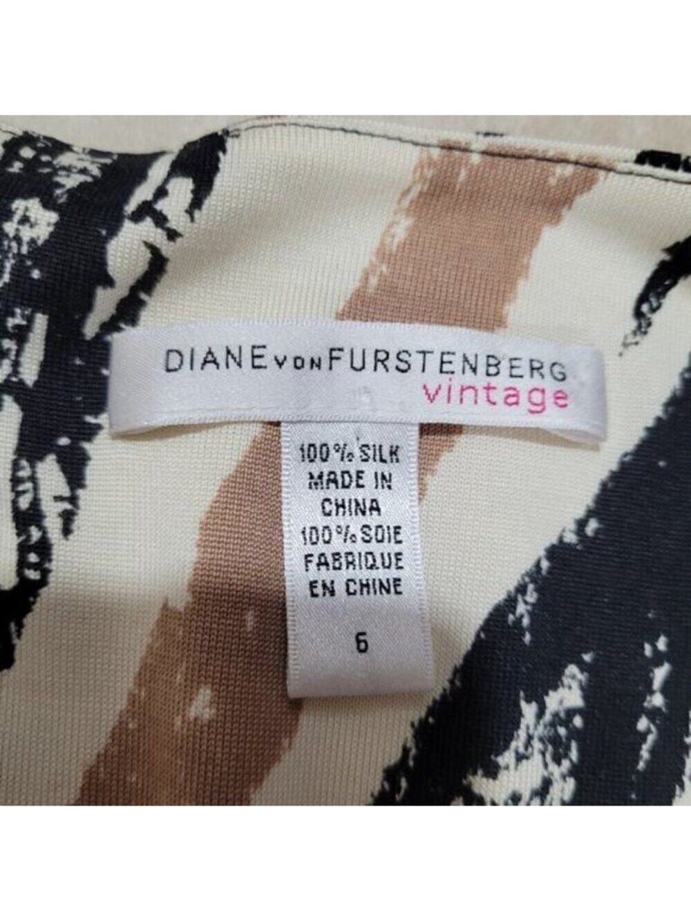 Diane Von Furstenberg Vintage Laetitia Silk Dress Animal Print in Neutral Tones - Picture 5 of 10